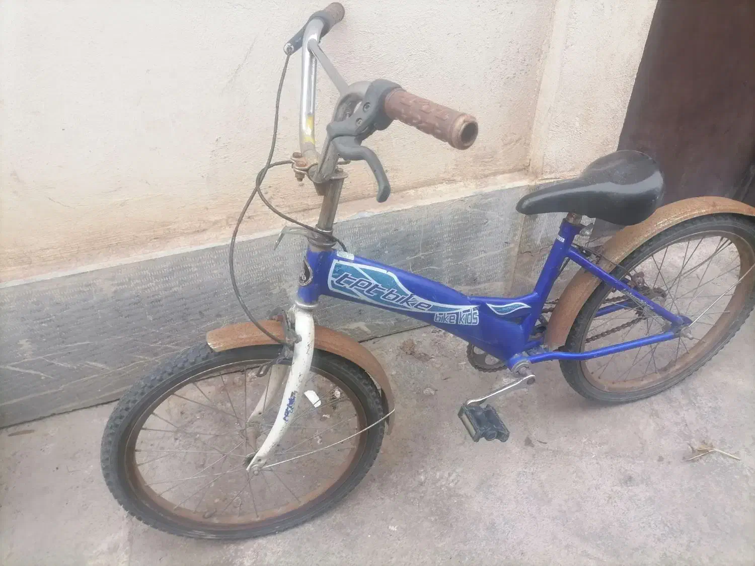 دوچرخه 16|دوچرخه، اسکیت، اسکوتر|گنبد کاووس, |دیوار