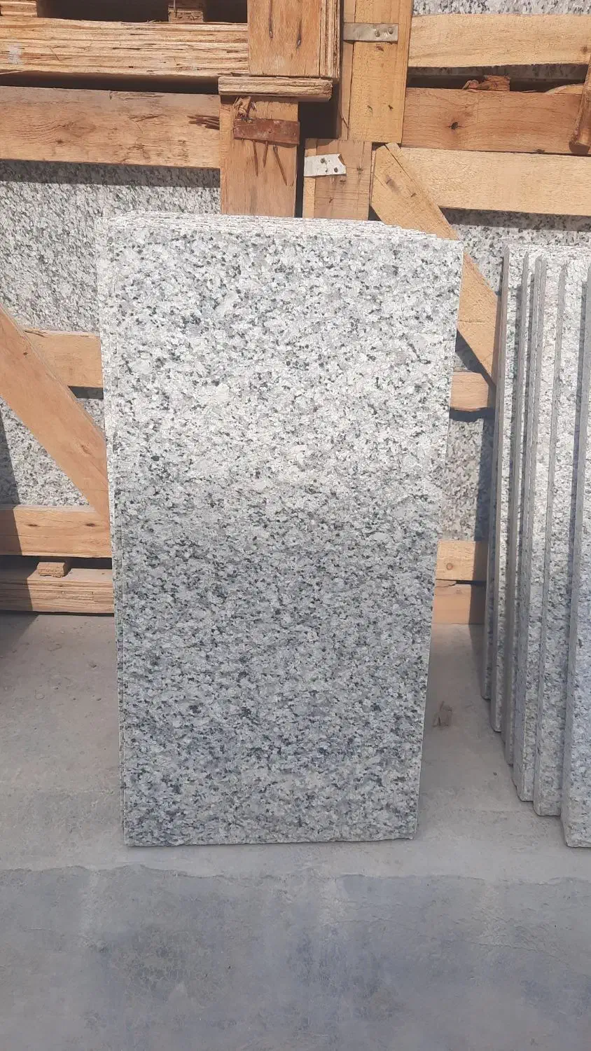 سنگ گرانیت نهبندان. لاشتر تیشه گرانیت سبز|مصالح و تجهیزات ساختمان|اصفهان, محمودآباد|دیوار