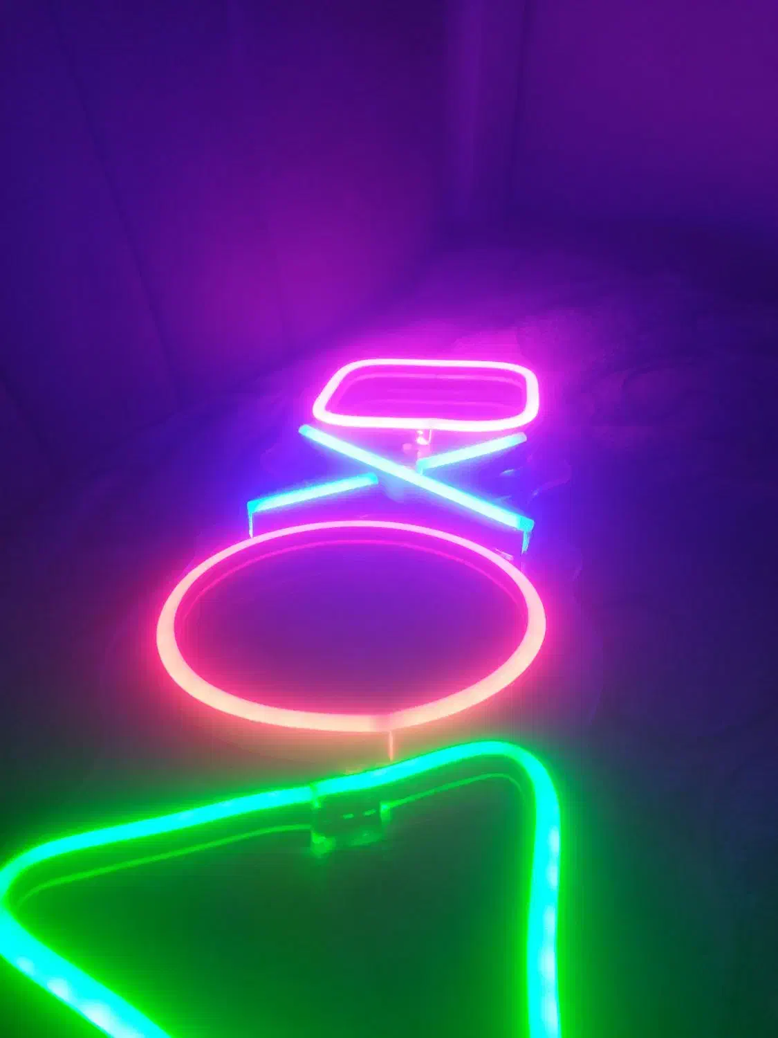 نئون طرح پی اس ۴|ریسه و چراغ تزئینی|رباط‌کریم, شترخوار|دیوار