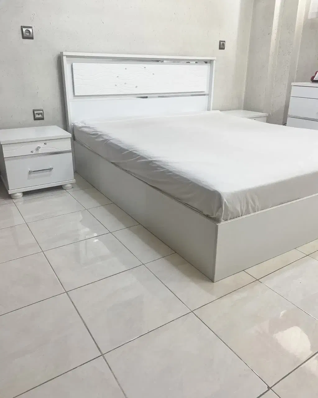 فروش تخت ۲ نفره و تخت کودک|تخت و سرویس خواب|شاهین‌شهر, حافظ جنوبی|دیوار