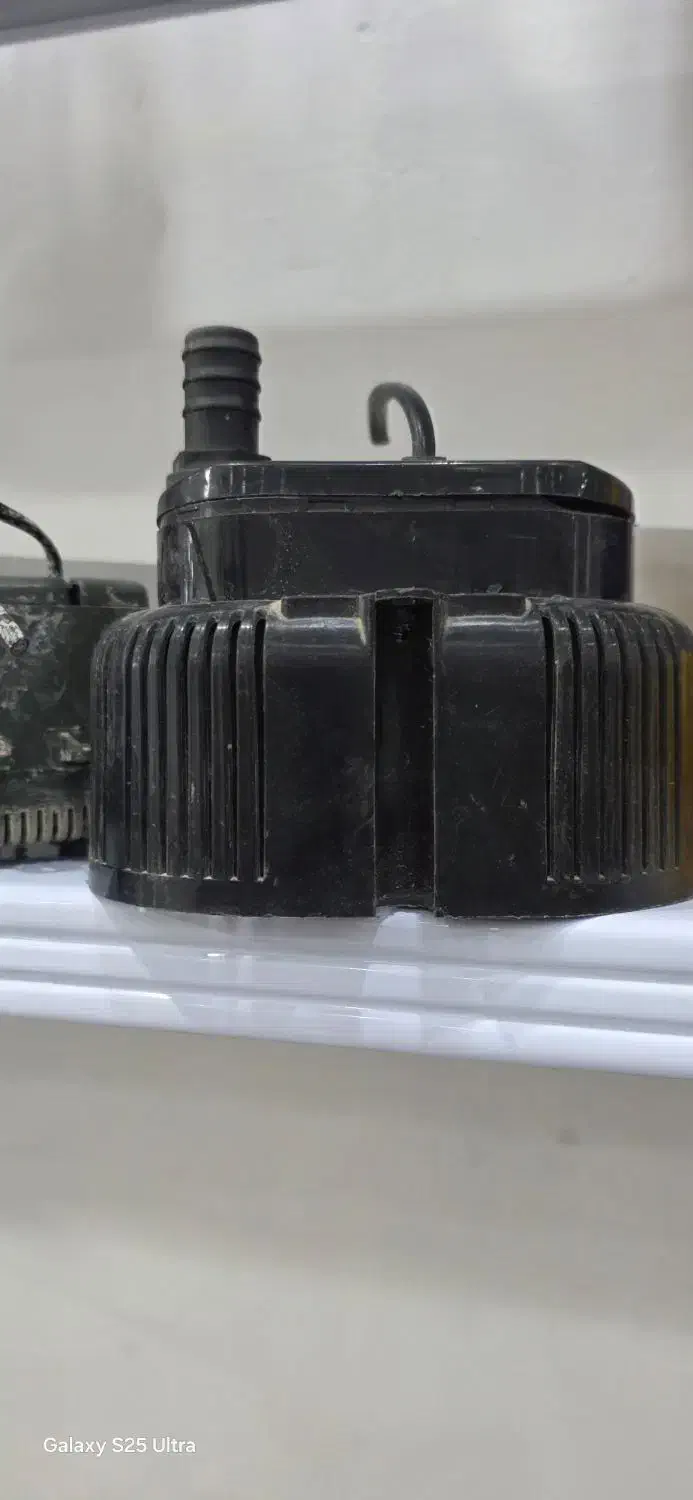 پمپ آب کولر آبی سلولزی  کف کش مغناطیسی باکس|کولر آبی|اهواز, کمپلو جنوبی|دیوار