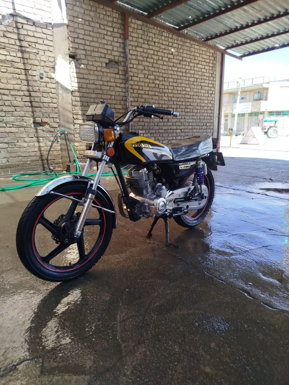 موتور200 متین(KMZ) مدل 1395|موتورسیکلت|لردگان, |دیوار