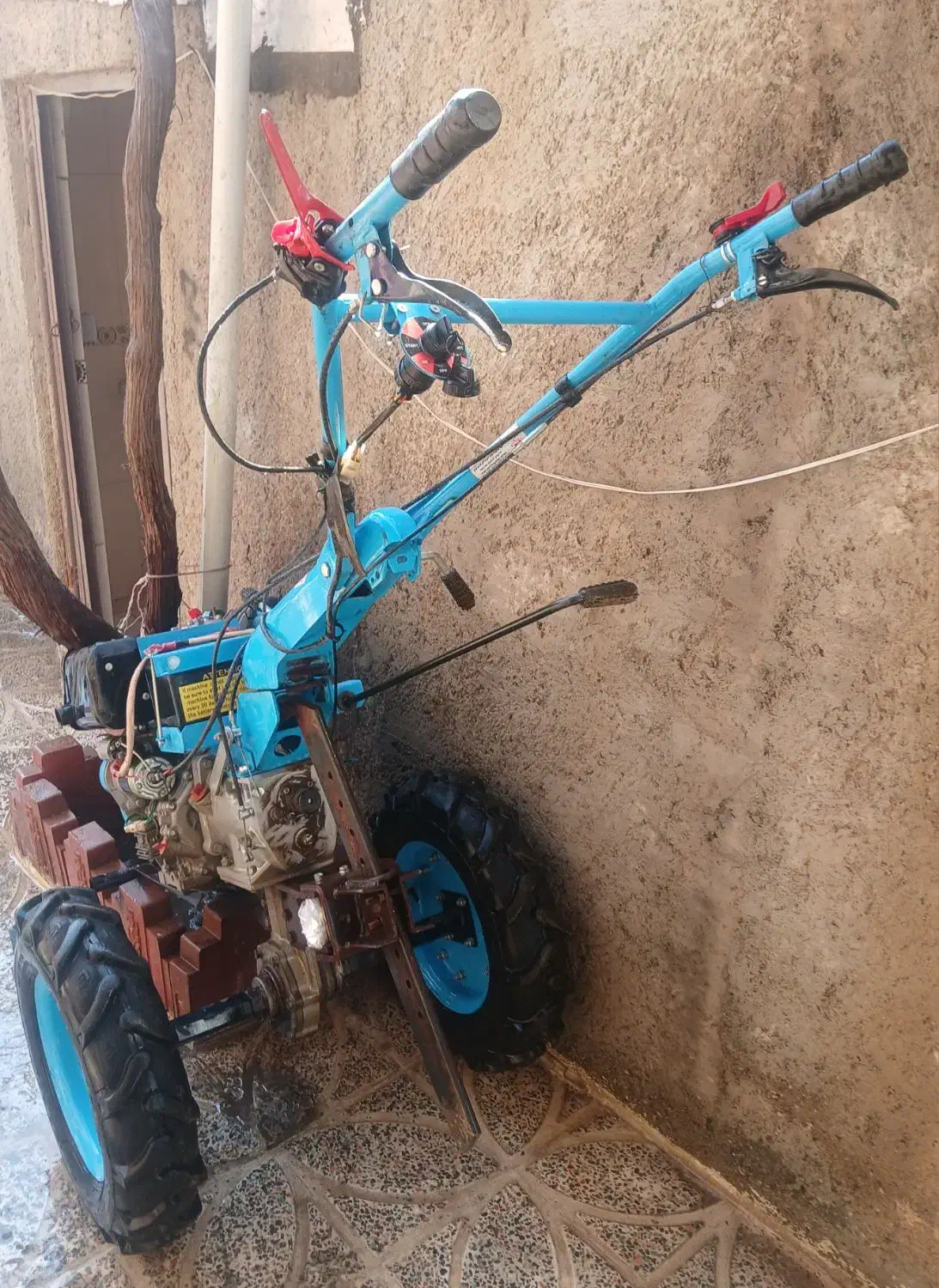 تیلر 10 اسب در حد نو|ماشین‌آلات صنعتی|قزوین, |دیوار