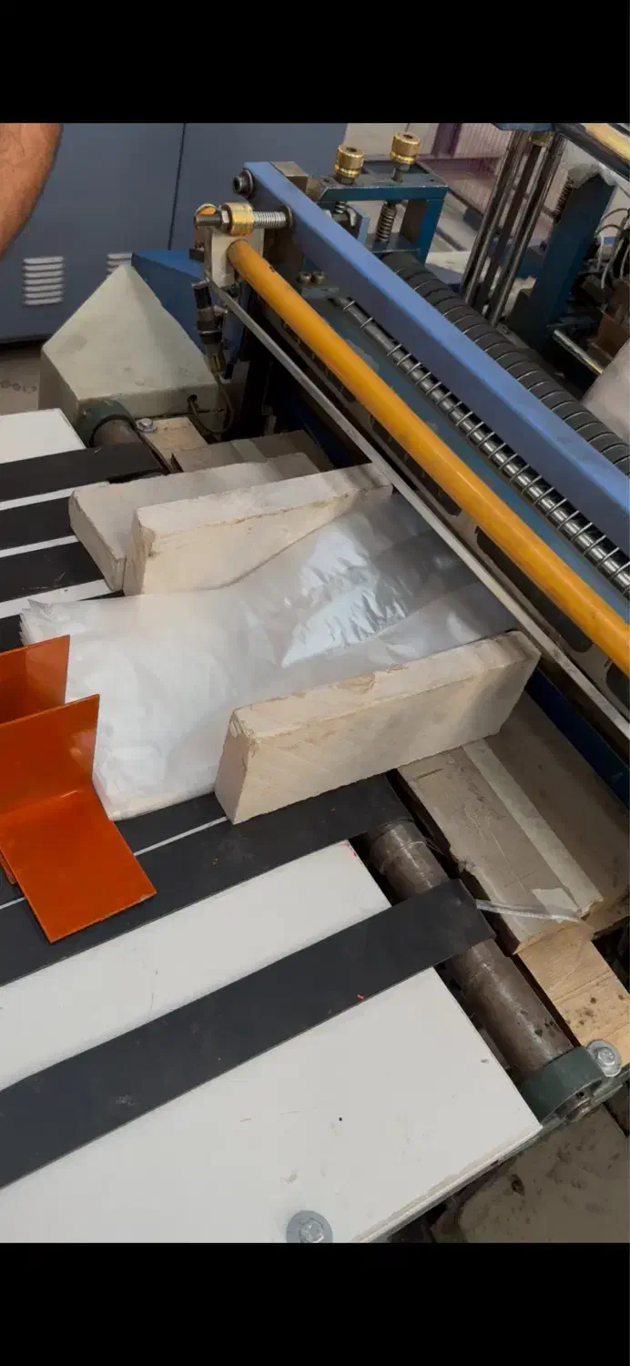 تولید کار ودوختکار حرفه ای|استخدام صنعتی، فنی، مهندسی|رباطکریم, وهن آباد|دیوار