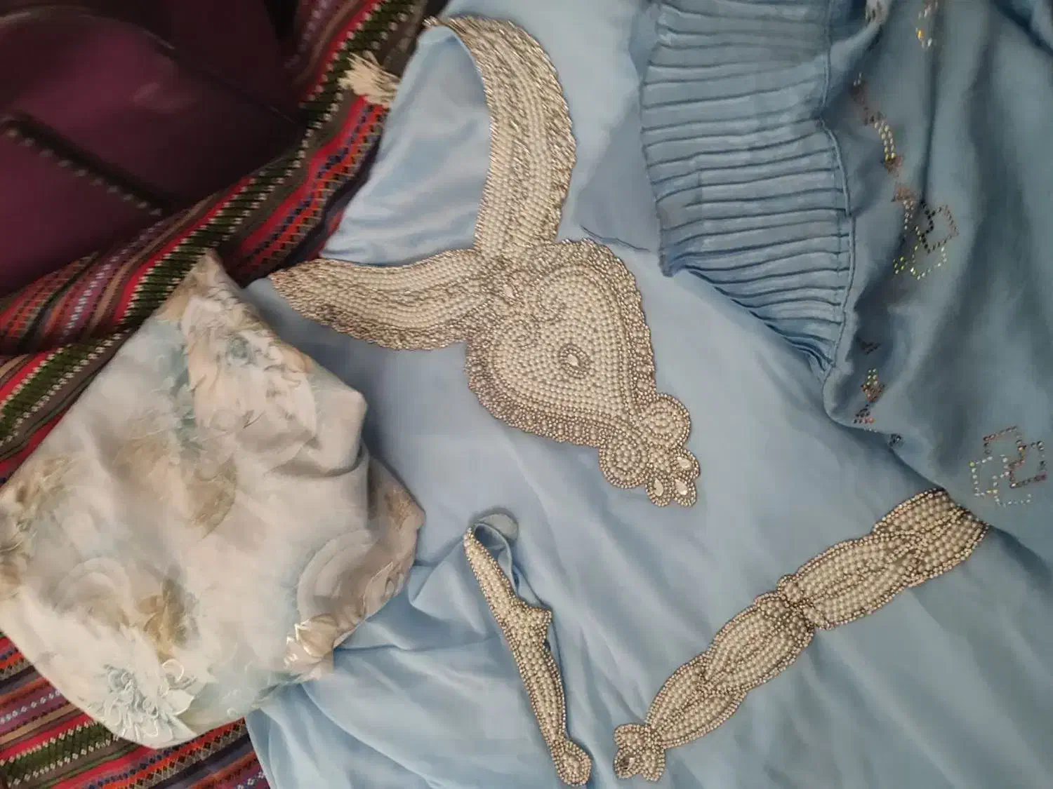 لباس مجلسی|لباس|یاسوج, |دیوار