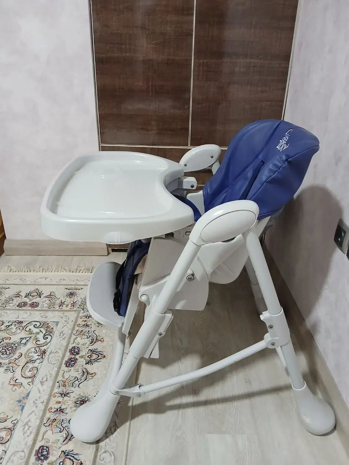 صندلی غذای کودک|تخت و صندلی بچه|سقز, |دیوار