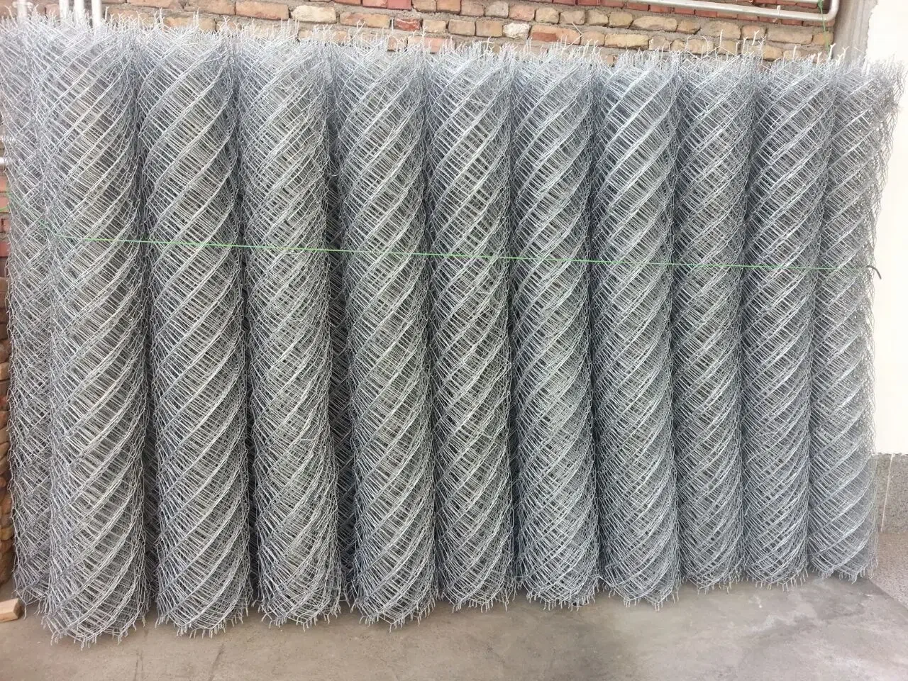 نمایندگی تولید تانکر و تولید فنس|مصالح و تجهیزات ساختمان|شاهین دژ, |دیوار