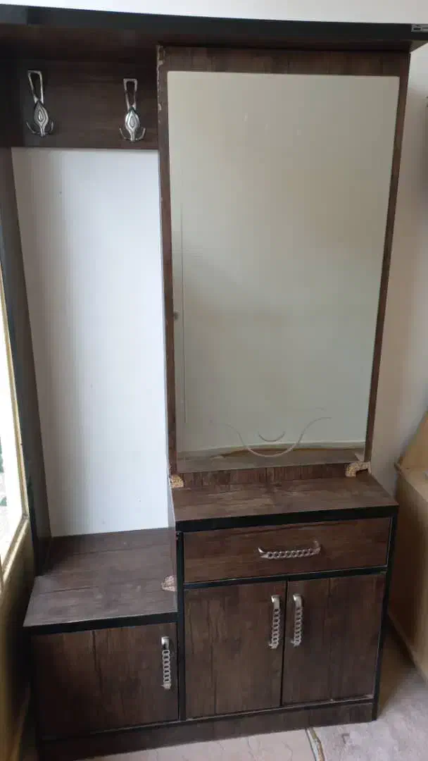 جاکفشی|جاکفشی، کمد، دراور|ایلام, |دیوار