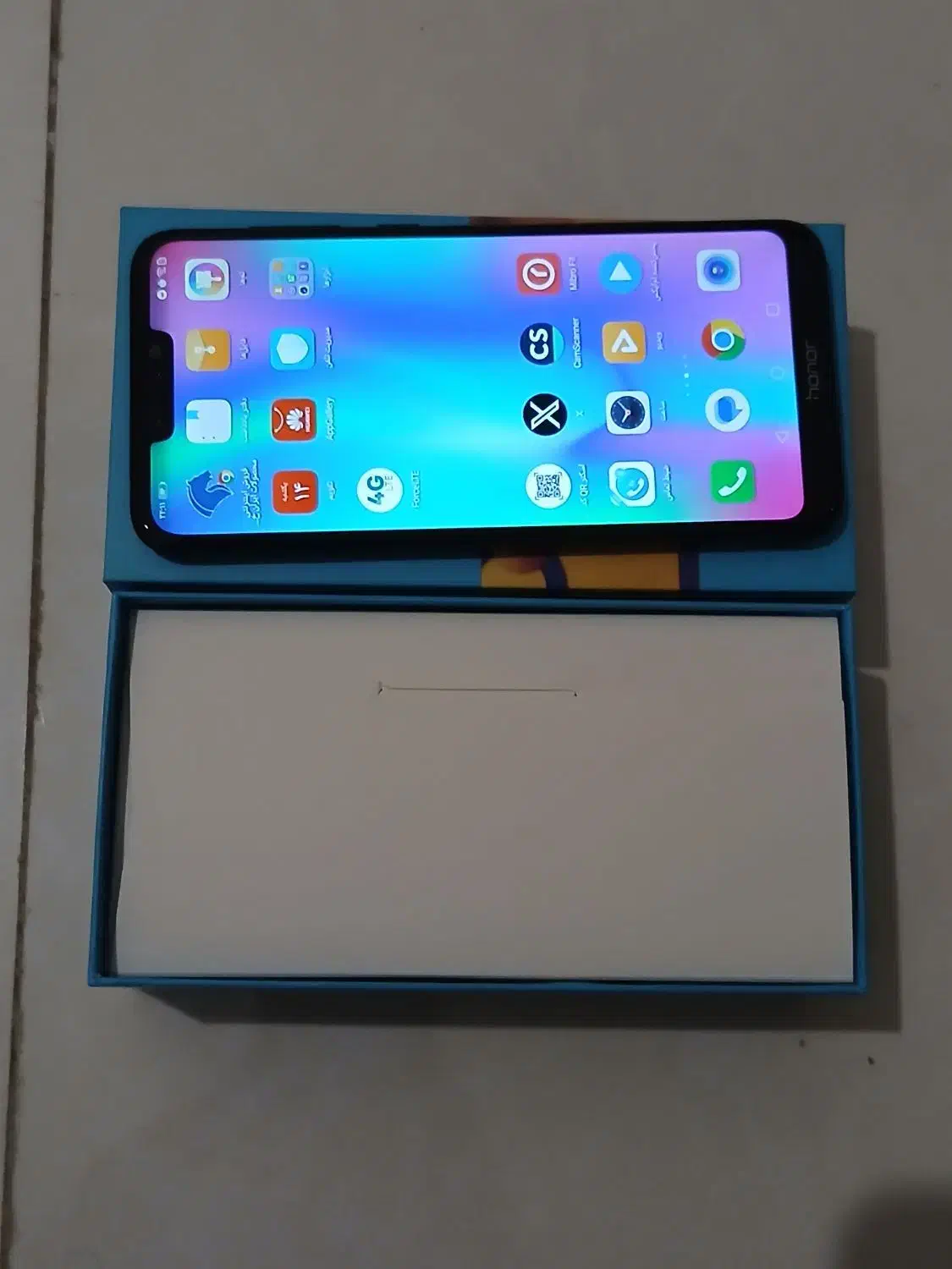 آنر c8|موبایل|فردیس, شهرک ارم|دیوار