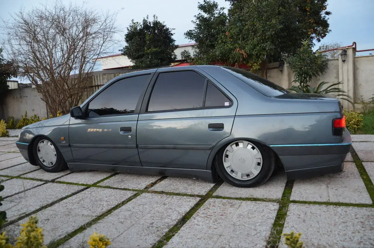 405 پنو|خودرو کلاسیک|لاهیجان, کوی خزر|دیوار