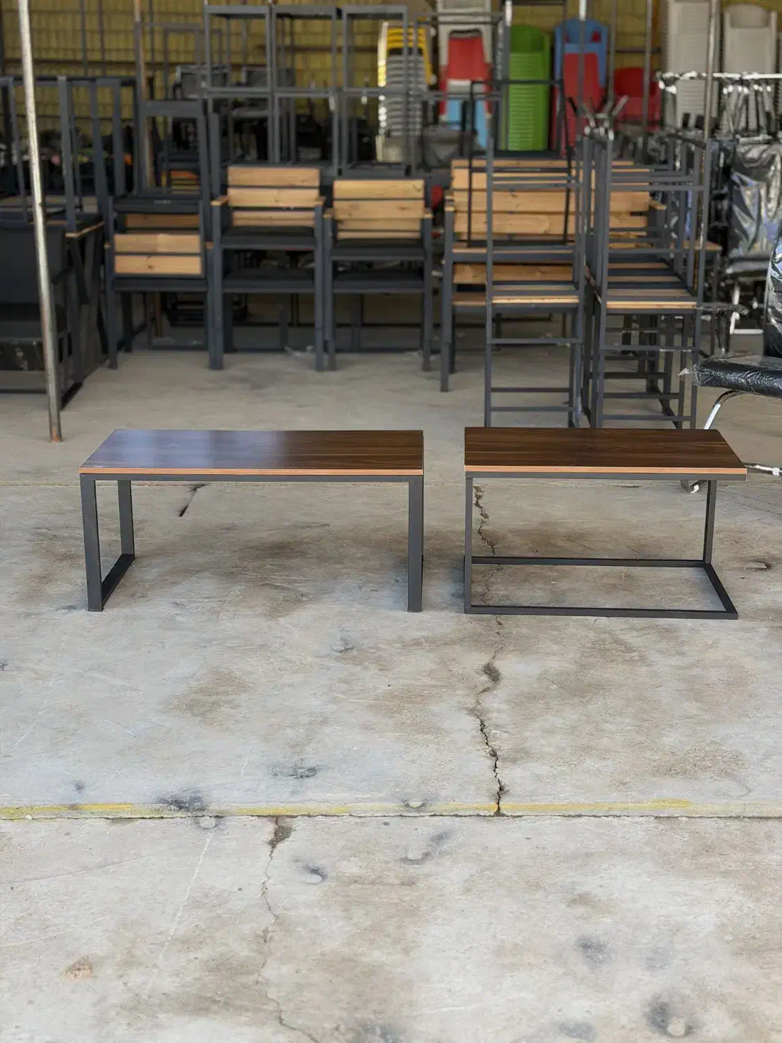 جلو مبلی اداری و کافه ای فلزی|دفتر کار|شیراز, وزیرآباد|دیوار