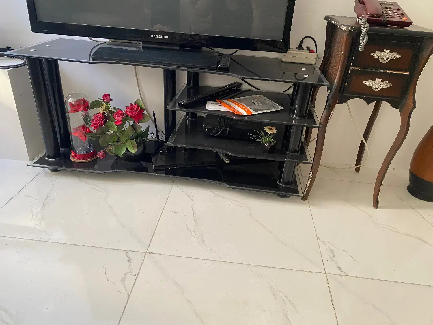 میز تلفن و میز تلوزیون|میز تلفن|فریدونکنار, |دیوار