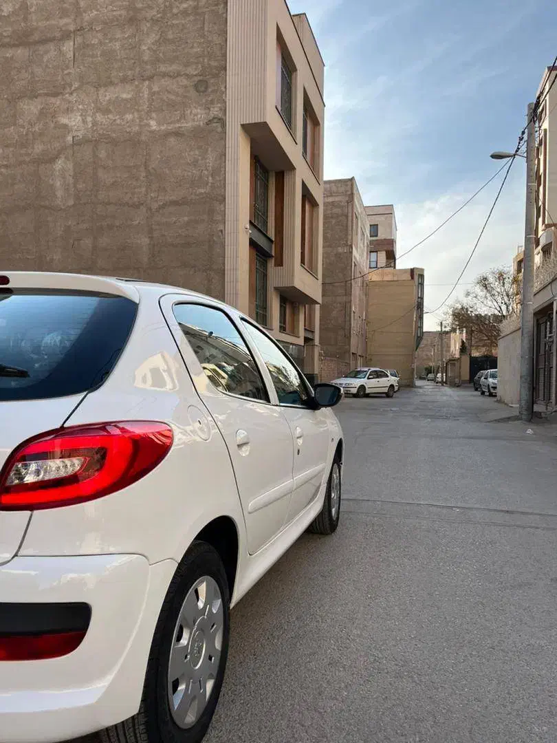 ۴۰۴تیوفایو ۹هزار کار|خودرو سواری و وانت|کرمان, |دیوار