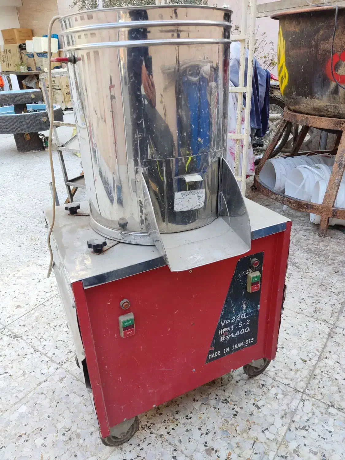 سبزی خورد کن صنعتی بزرگ|خردکن، آسیاب، غذاساز|اصفهان, آفاران|دیوار