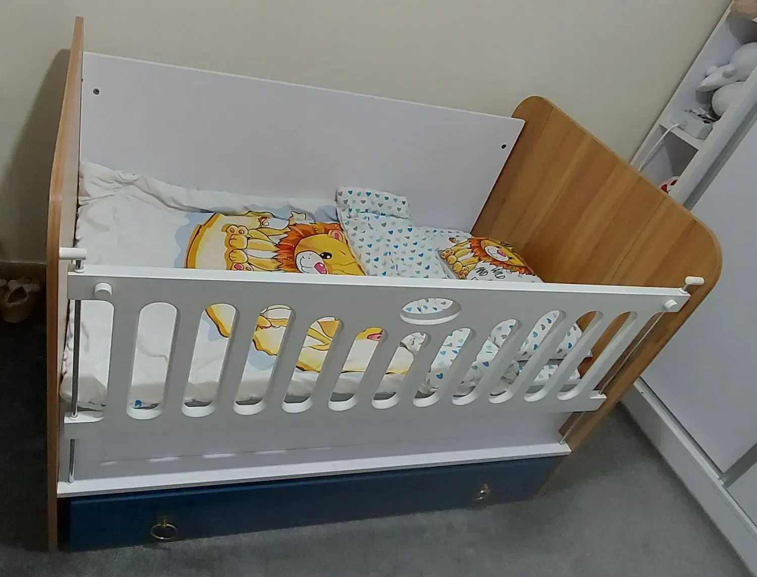 تخت خواب کودک دوحالته از بدوتولد تا ۶سالگی|تخت و صندلی بچه|تهران, جنت‌آباد شمالی|دیوار