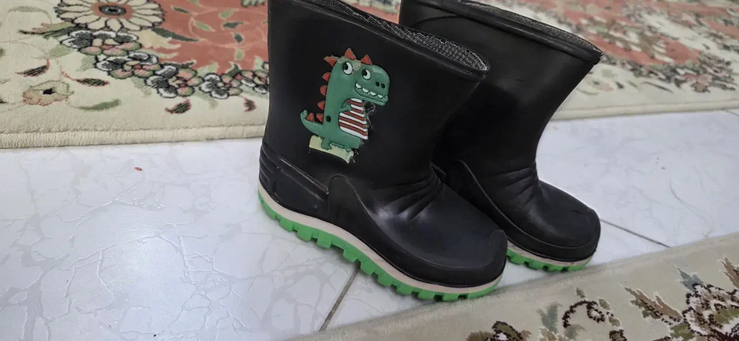 چکمه پسرانه|کفش و لباس بچه|تهران, مجیدآباد|دیوار