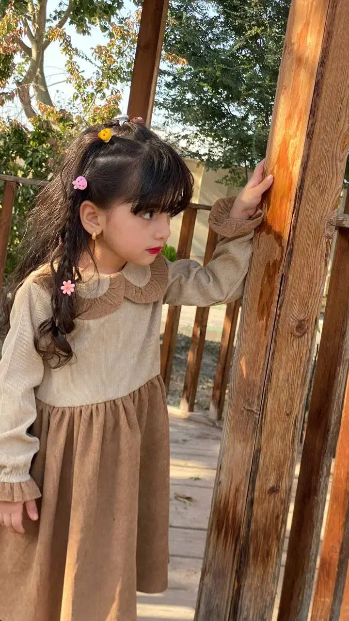 پیراهن دخترانه مخمل کبریتی|کفش و لباس بچه|بروجرد, |دیوار