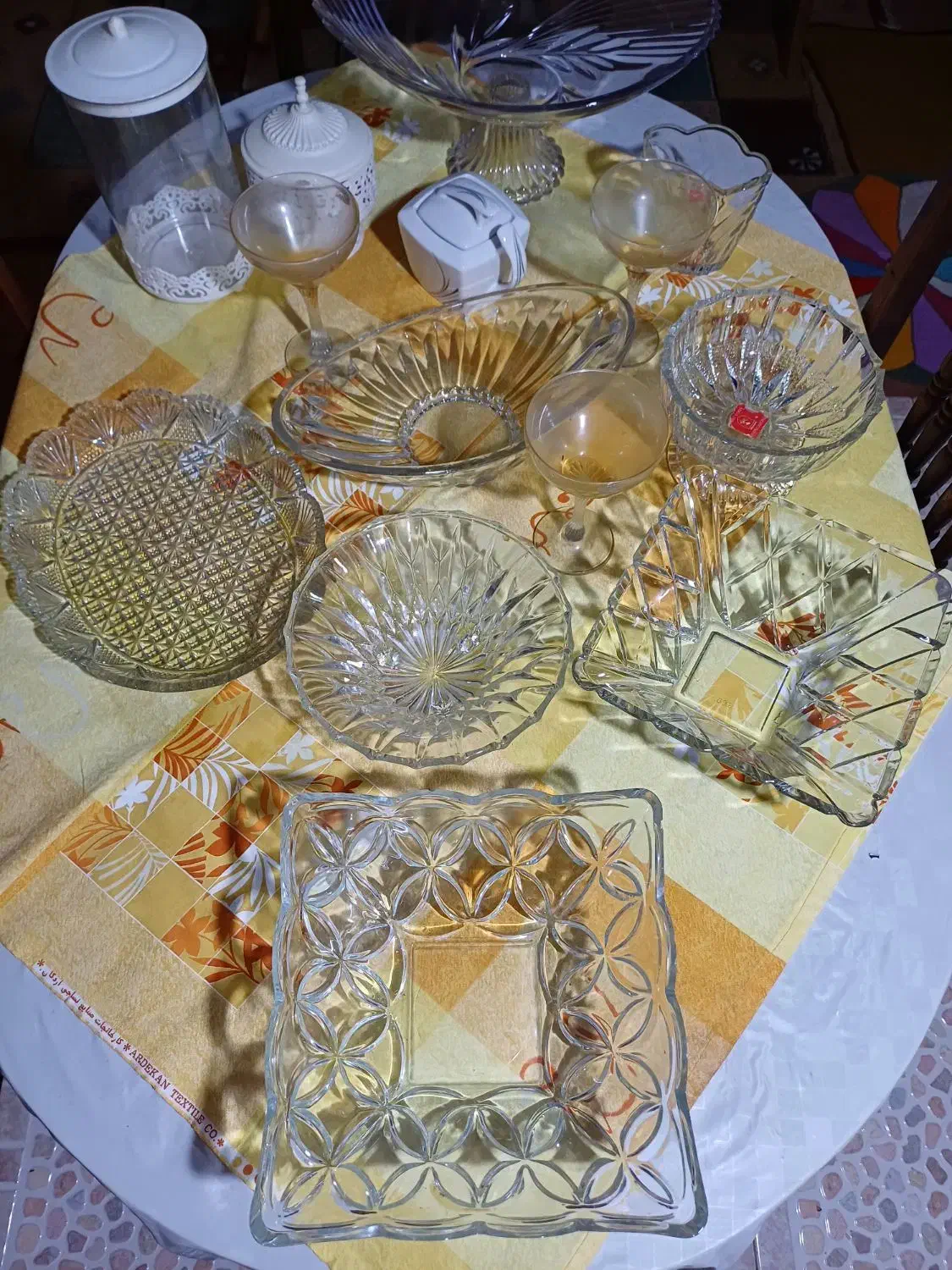 ملزومات پذیرایی|ظروف سرو و پذیرایی|لشت نشا, |دیوار