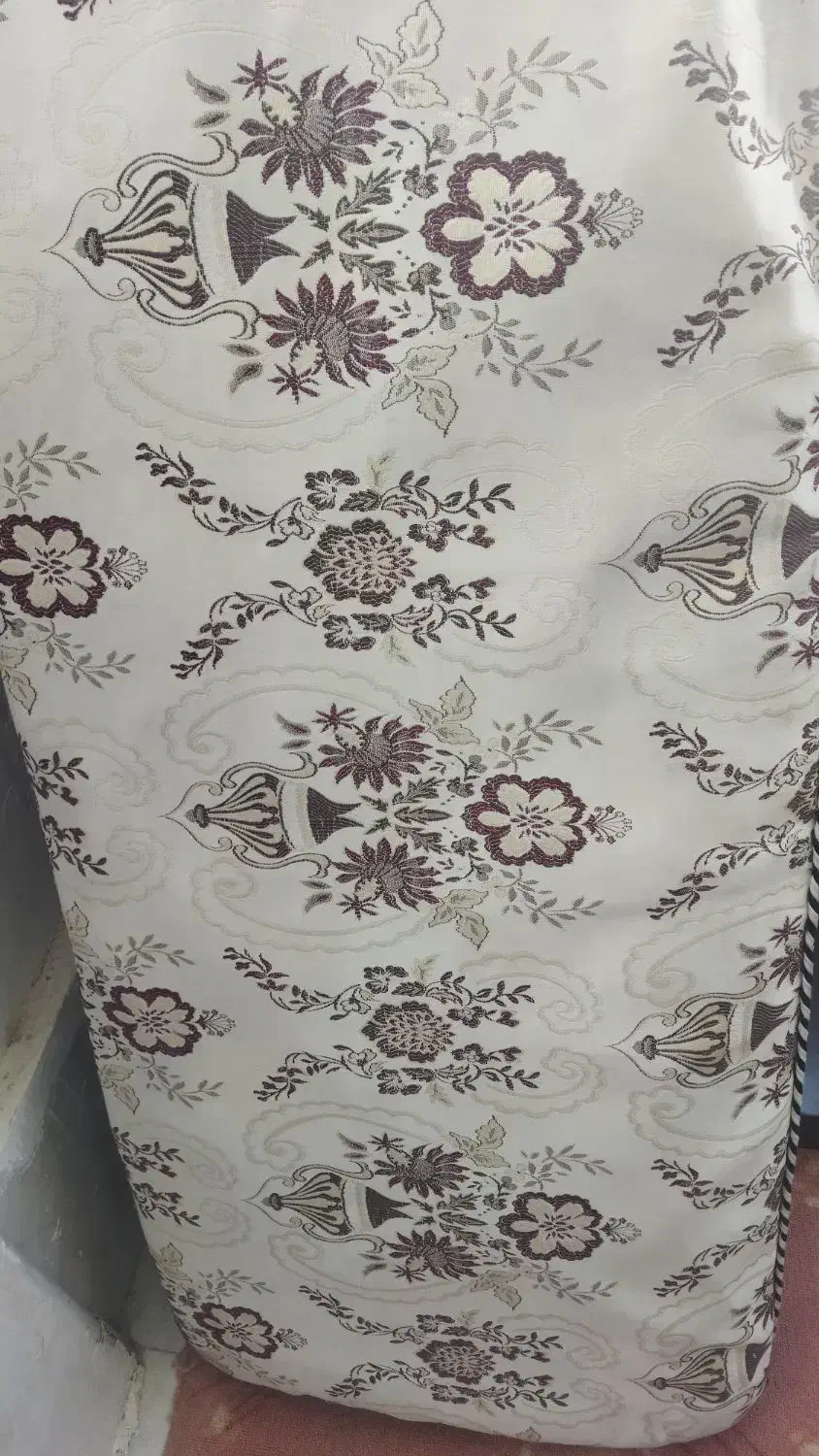 پشتی|پشتی|بروجرد, |دیوار