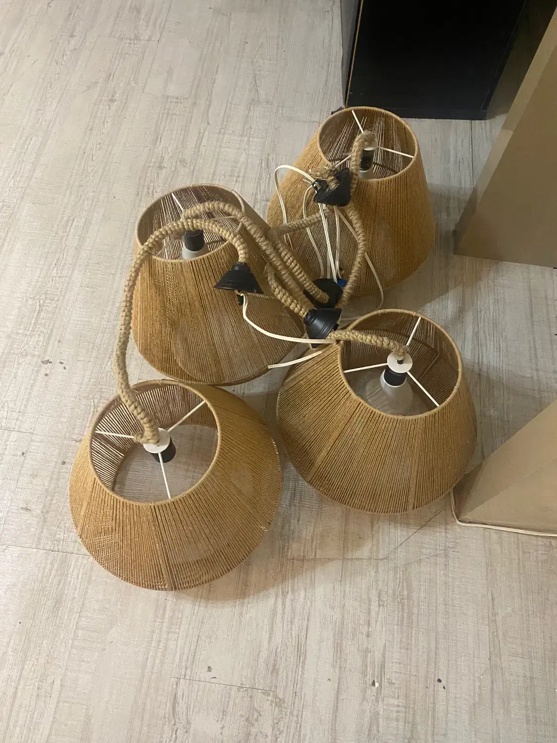 لوستر حصیری|لوستر و چراغ آویز|کرج, گوهردشت|دیوار