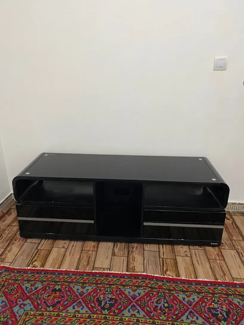 زیر تلویزیون|میز تلویزیون|پارس‌آباد, |دیوار