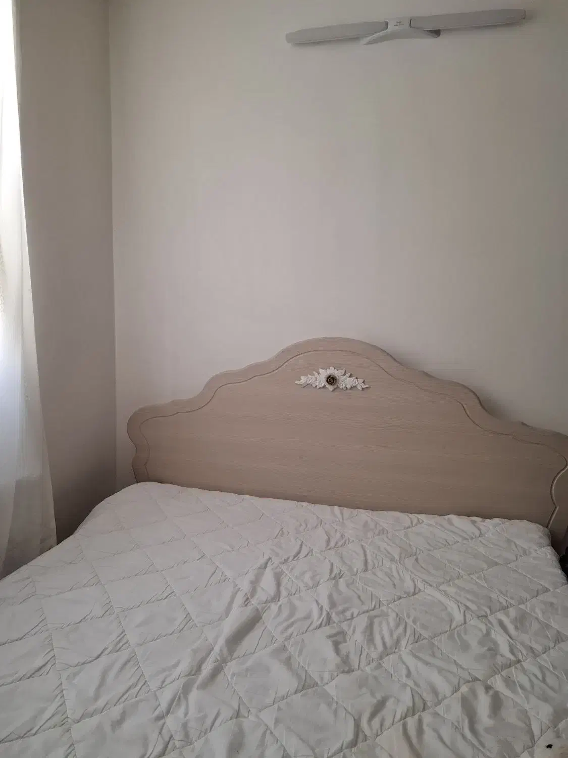 تخت دو نفره ژیک|تخت و سرویس خواب|اراک, |دیوار