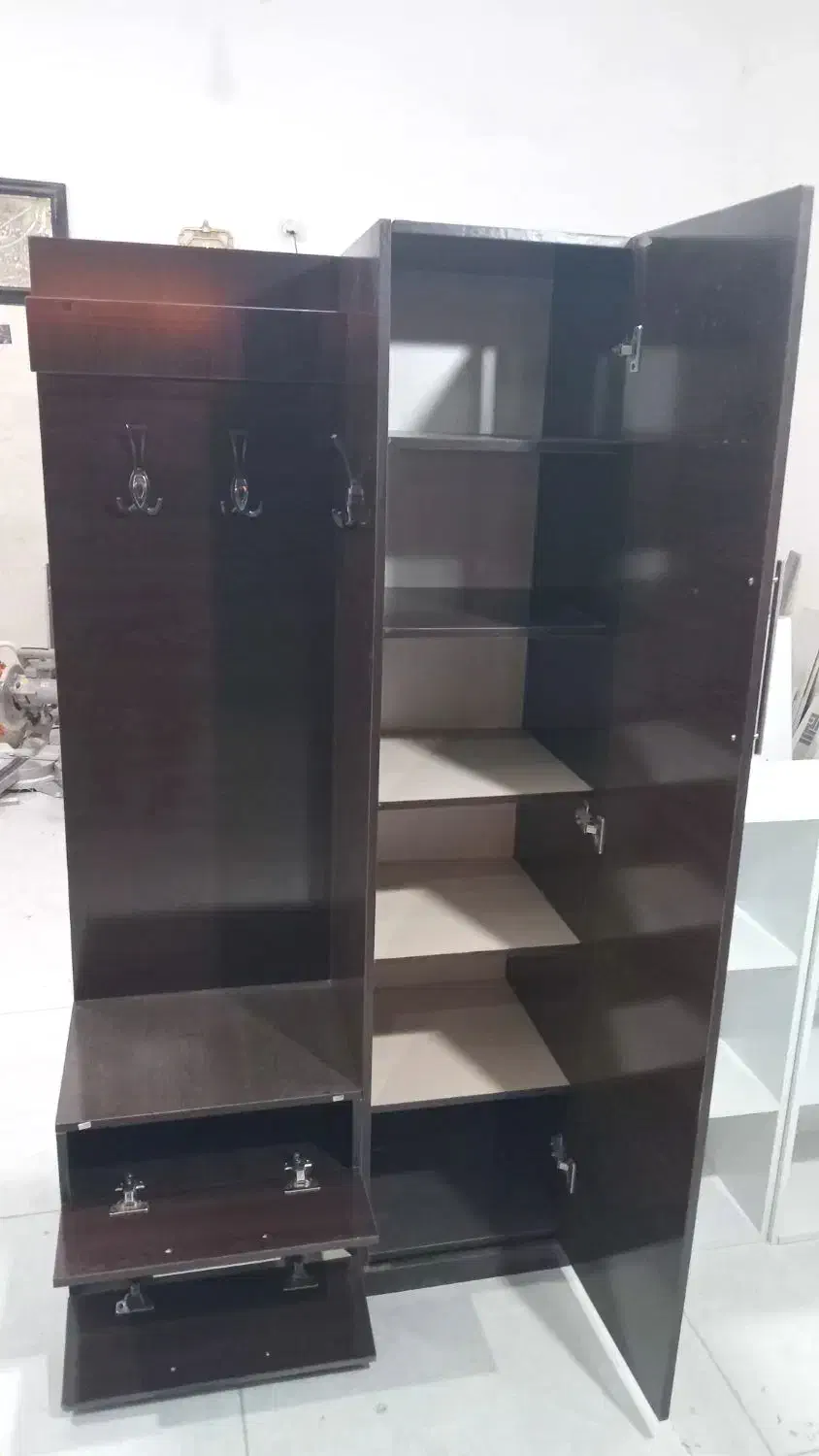 جاکفشی|جاکفشی، کمد، دراور|اسفراین, |دیوار