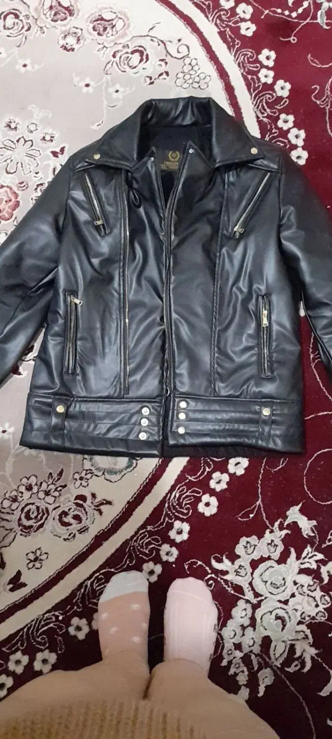 کت چرم|لباس|مشهد, شهید آوینی|دیوار