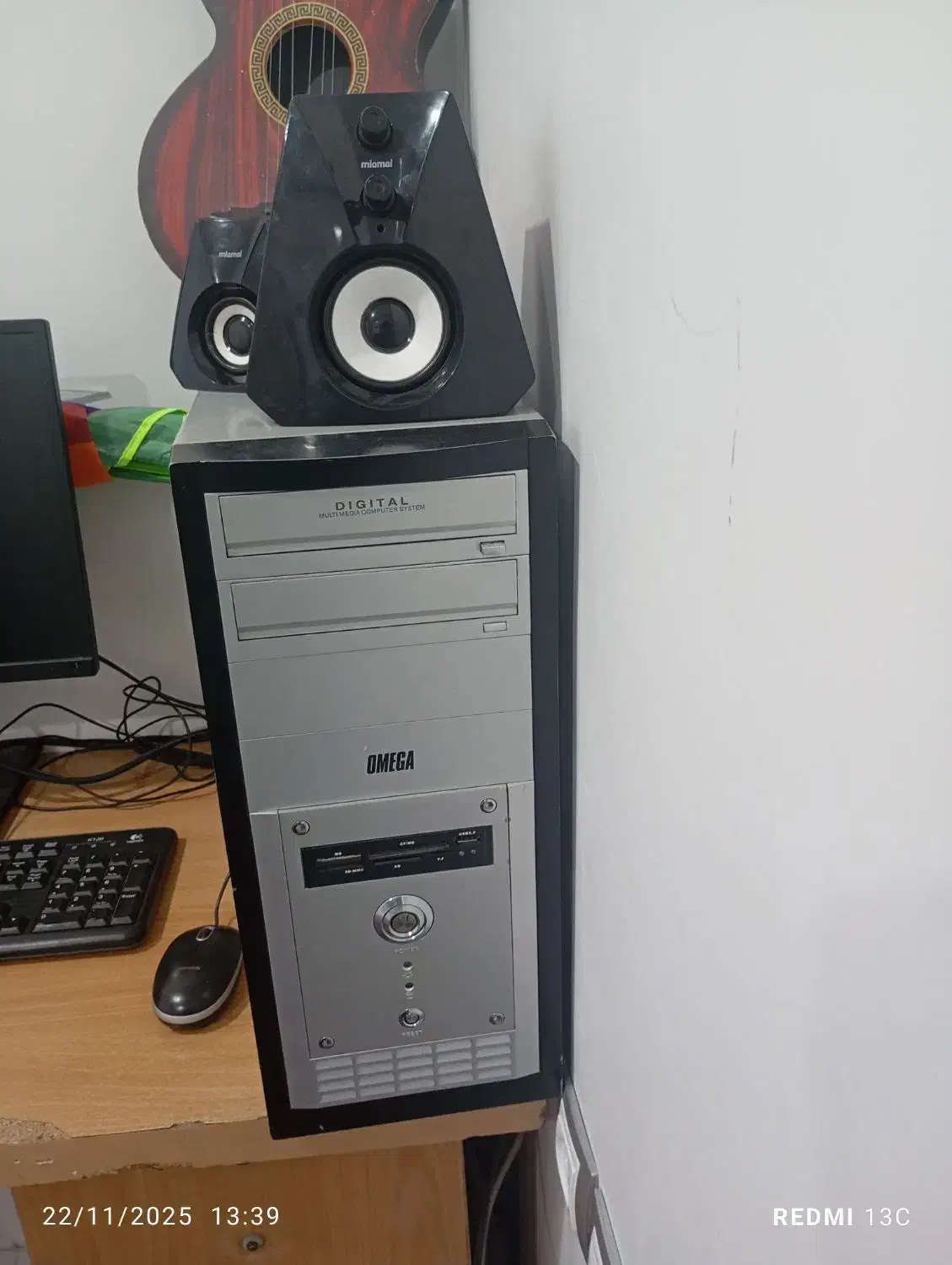 کامپیوتر مارک دل|رایانه رومیزی|آرمرده, |دیوار