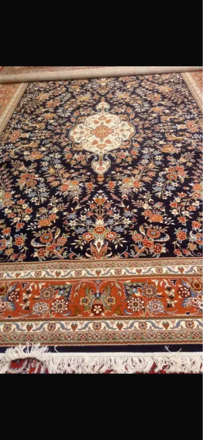 فرش ۱۲ متری نو داخل کاور باز نشده|فرش|اراک, |دیوار