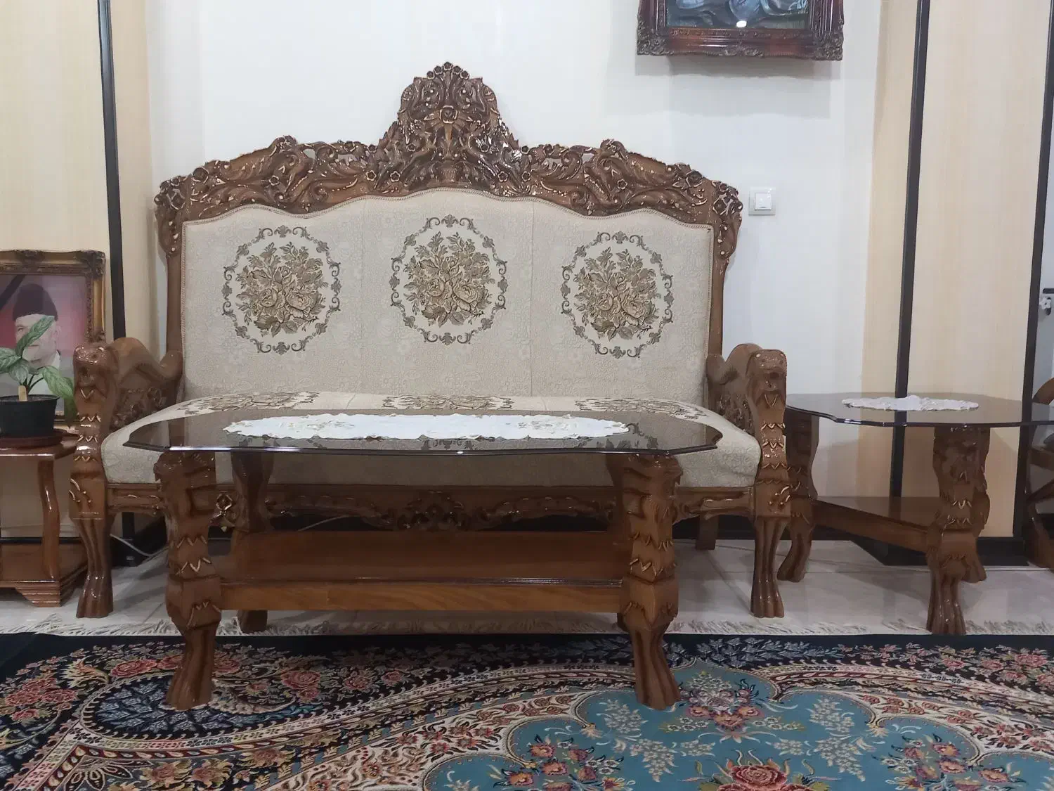 مبلمان سلطنتی لباسشویی بوش آلمان ۴ کیلو با خشک ا|مبلمان خانگی و میز عسلی|شاهین‌شهر, گرگاب|دیوار