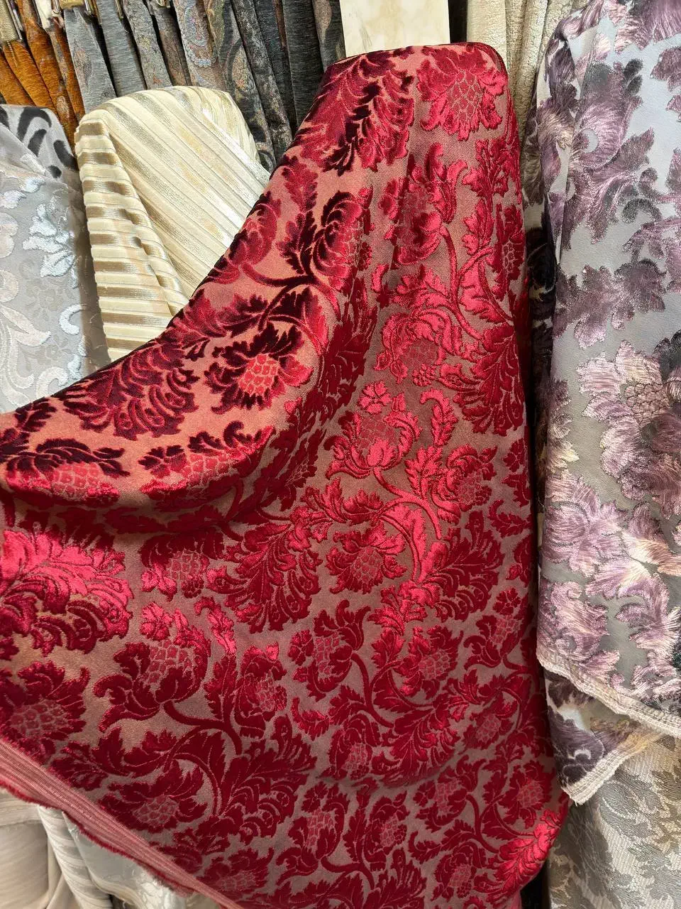 پارچه مبلی مبل کلاسیک سلطنتی ترک وارداتی به شرط|مبلمان خانگی و میز عسلی|تهران, یافت‌آباد|دیوار