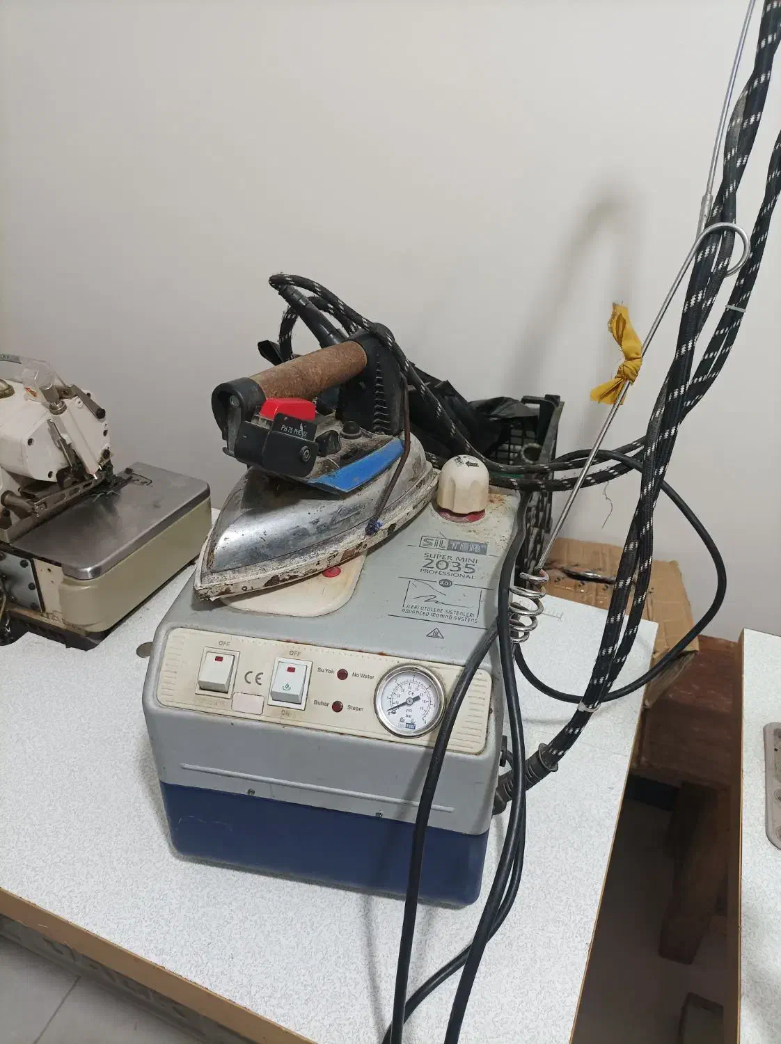 چرخ خیاطی اتو مکش|چرخ خیاطی و ریسندگی|فردیس, فرامرزیه|دیوار