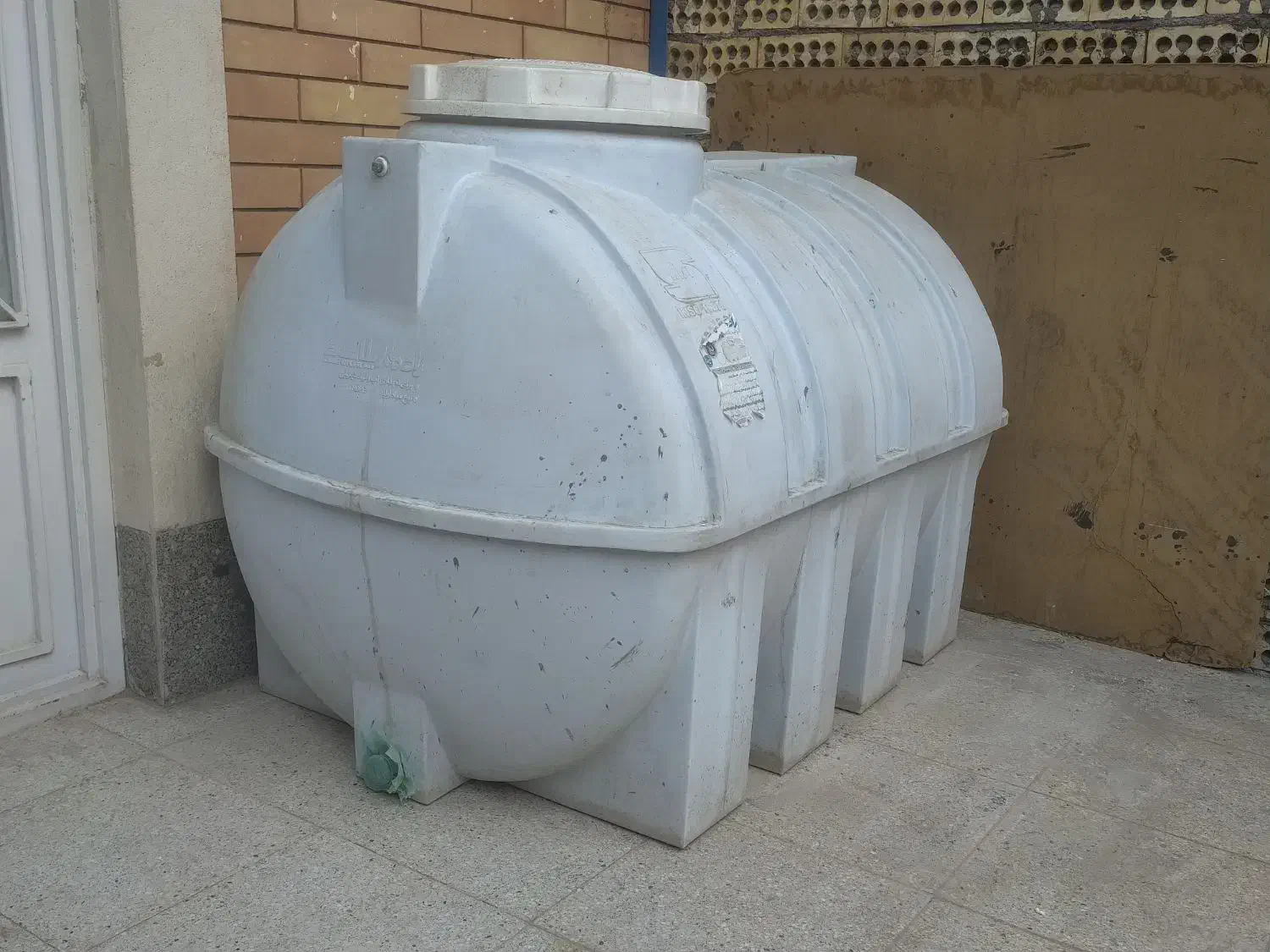 مخزن ۱۰۰۰ افقی.خوابیده|مصالح و تجهیزات ساختمان|کرمان, |دیوار