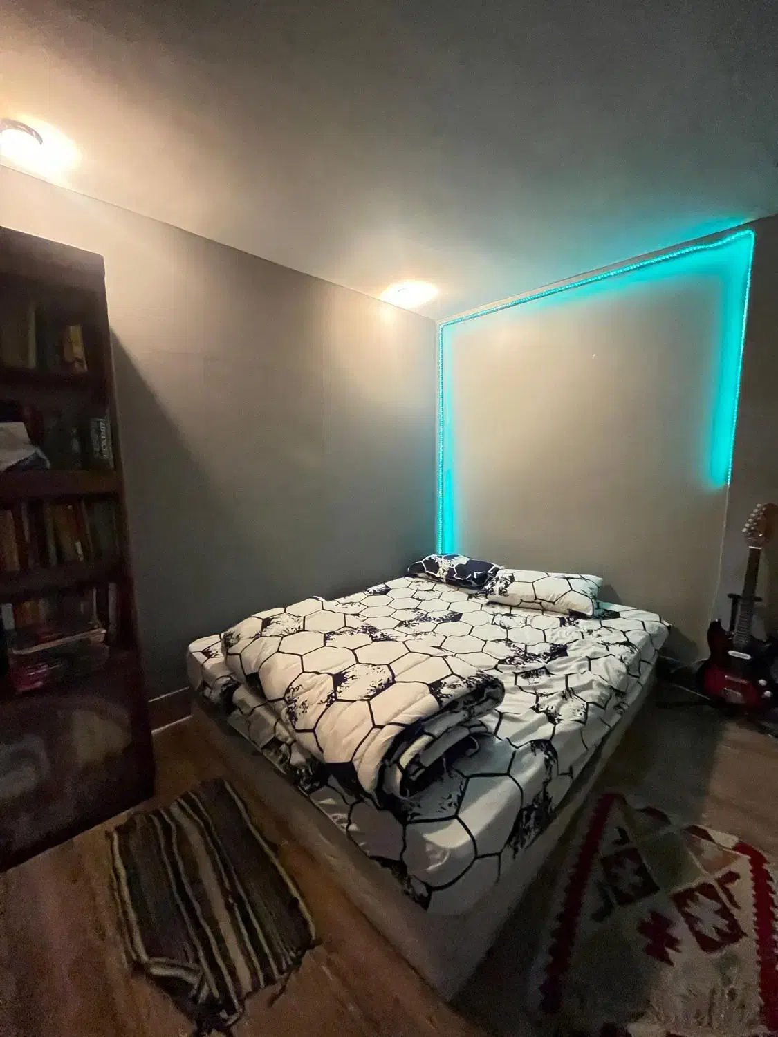 ۷۰ متر مبله دروس محسنیان /نزدیک دانشگاه/قابل تبدیل