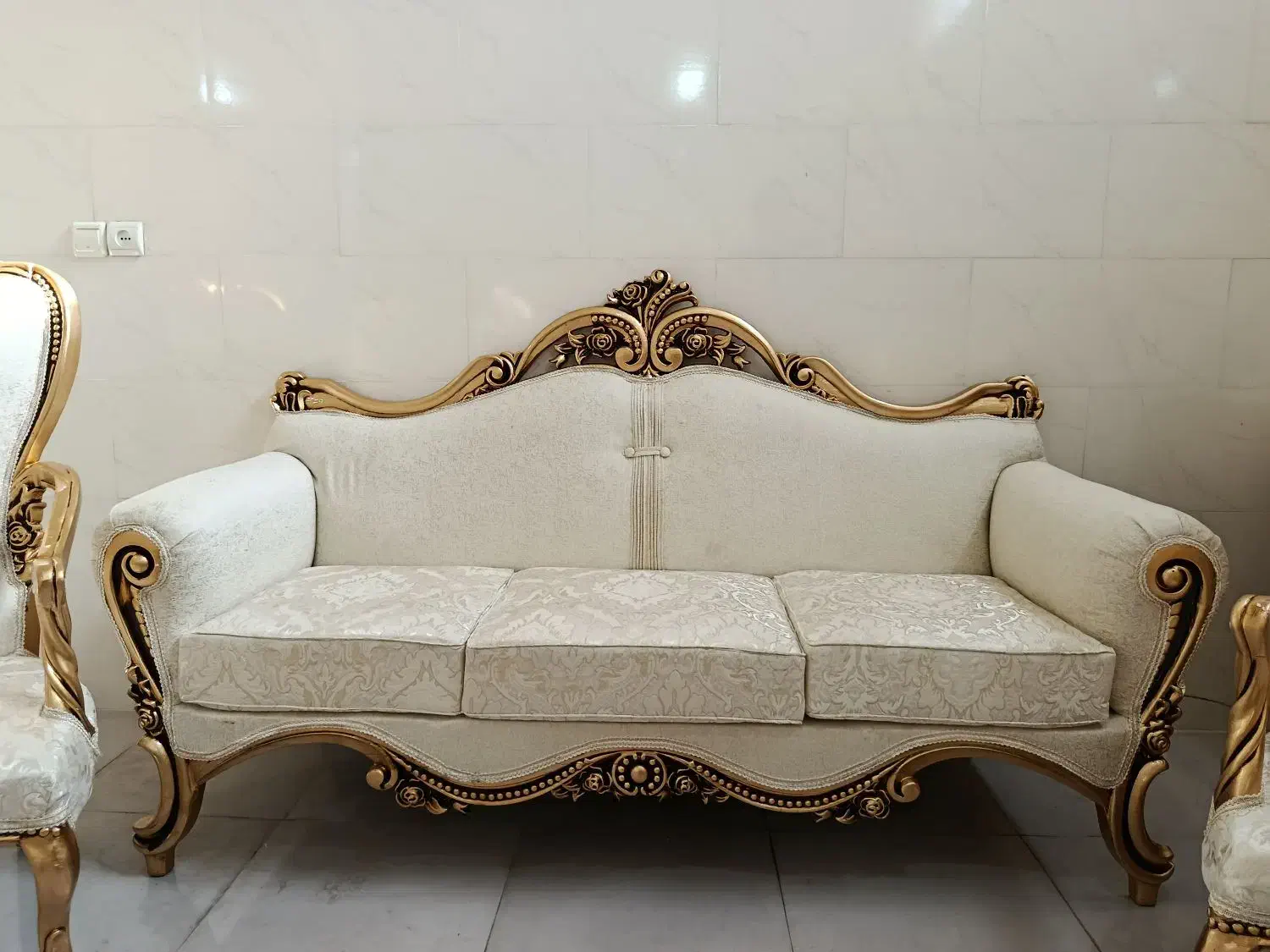 مبل سلطنتی کلاسیک خورشیدی7نفره با جلومبلی تمام چوب|مبلمان خانگی و میز عسلی|تبریز, |دیوار