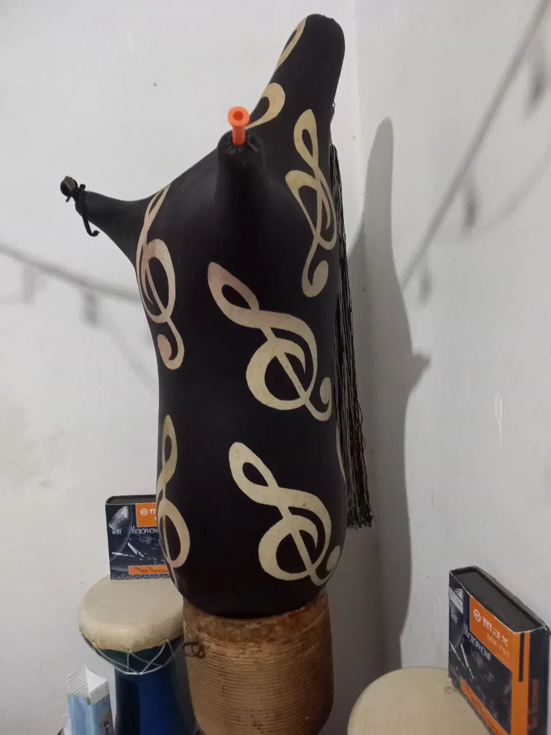 نیهمبون کار استاد بزرگ امیرمشهدی زاه|سازهای بادی|فسا, |دیوار