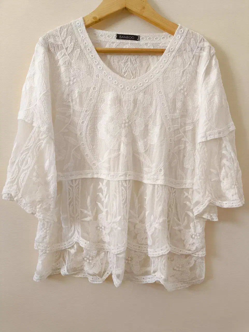 قلاب بافی و خامه دوزی|لباس|خرم‌آباد, |دیوار