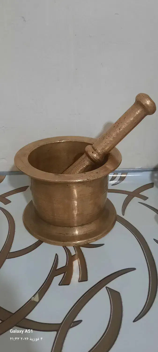 هاونگ|کلکسیون اشیاء عتیقه|نهاوند, |دیوار