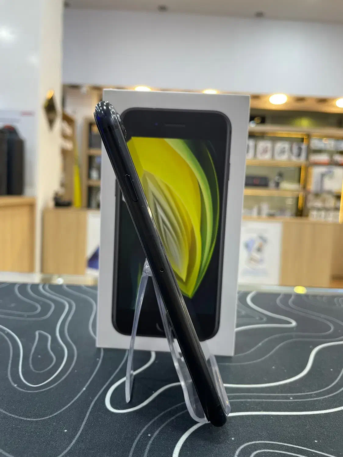 iPhone SE2020|موبایل|تهران, یافت‌آباد|دیوار