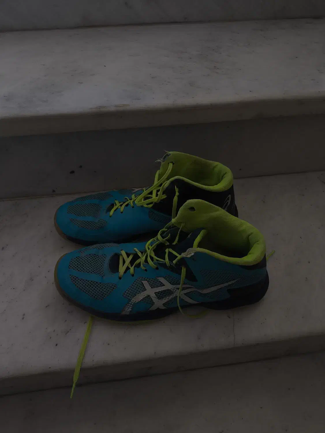 کفش اسیکس والیبال|کیف، کفش، کمربند|آق قلا, |دیوار