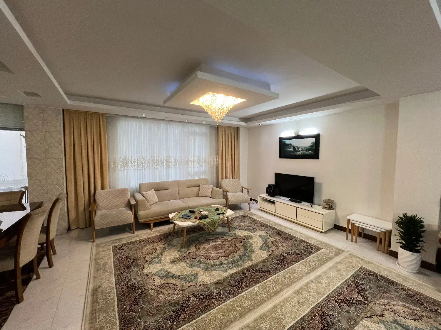 آپارتمان۱۰۷متری/بلوارگلستان/معاوضه با واحد بزرگتر/|فروش آپارتمان|بجنورد, |دیوار