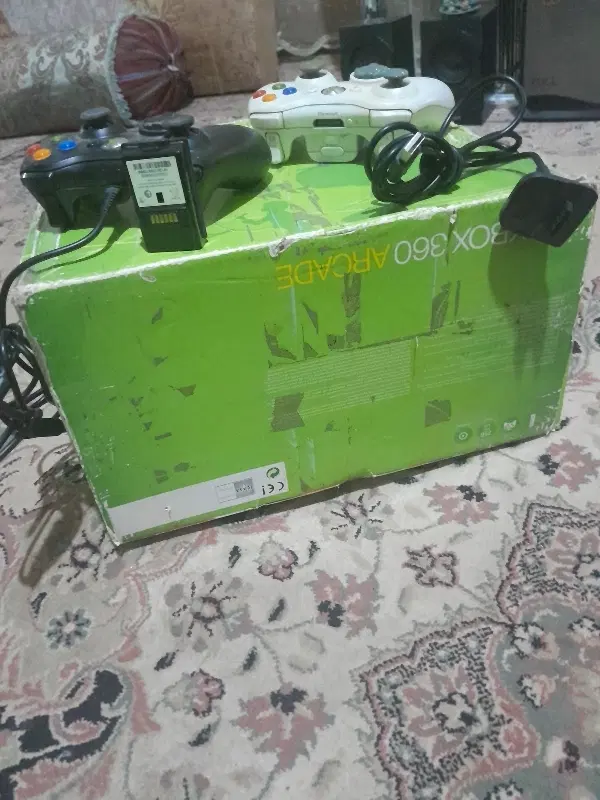 XBOX 360 ARCADE|کنسول، بازی ویدئویی و آنلاین|برخوار, |دیوار