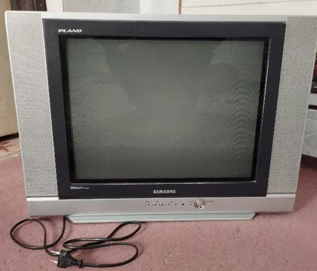 تلویزیون|تلویزیون و پروژکتور|زاهدان, |دیوار