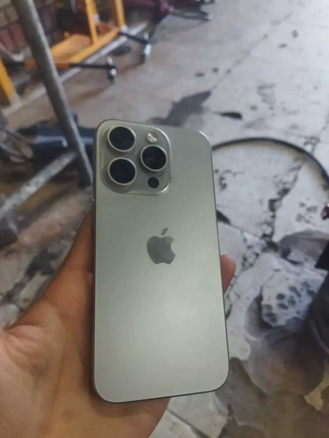 آیفون 15پرو|موبایل|اشنویه, |دیوار