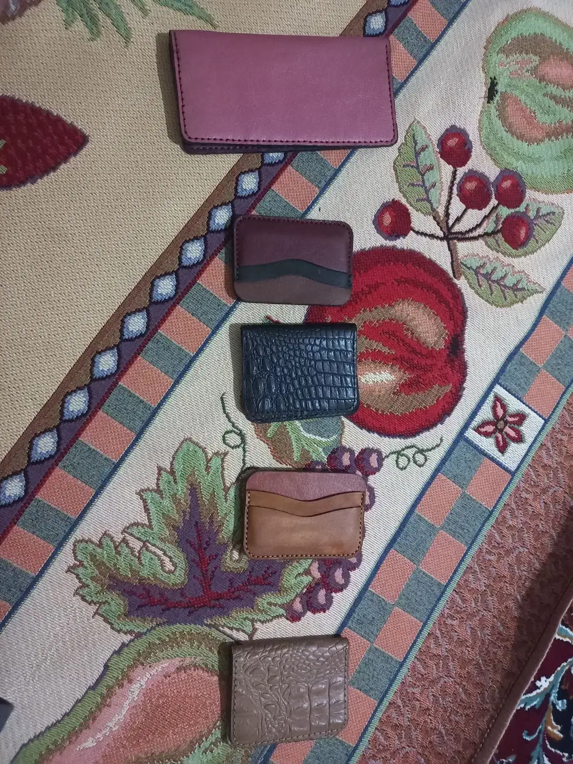 کیف پول ۵ عددی زنانه و مردانه|کیف، کفش، کمربند|میانه, |دیوار