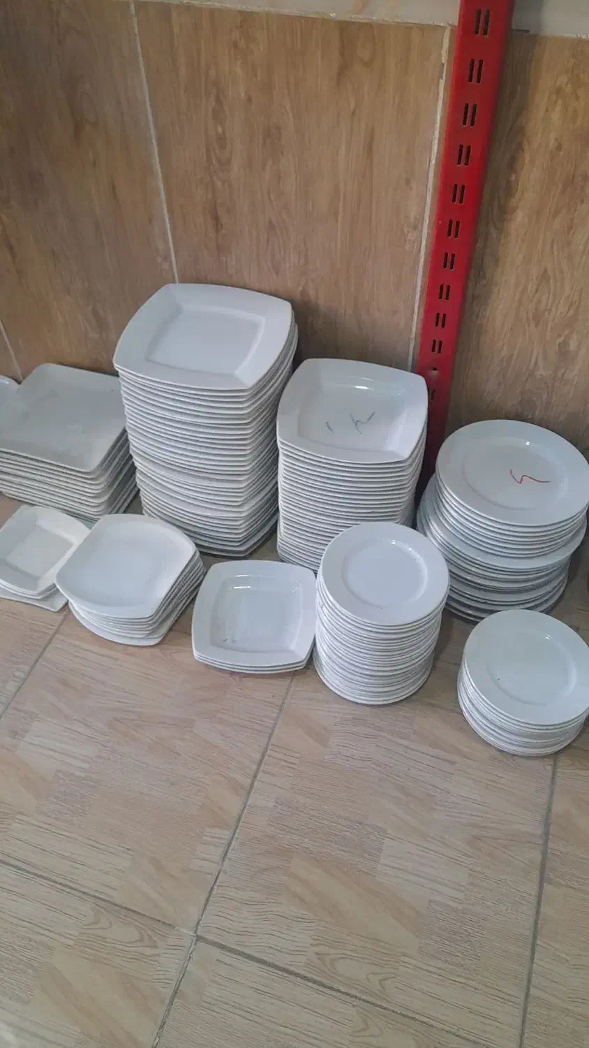 چینی فله|ظروف سرو و پذیرایی|مشهد, موعود|دیوار