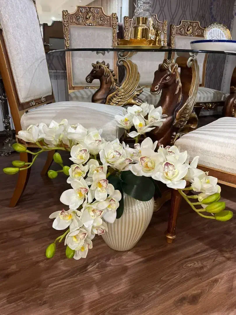 گلدان|گل مصنوعی|ری, اقدسیه|دیوار