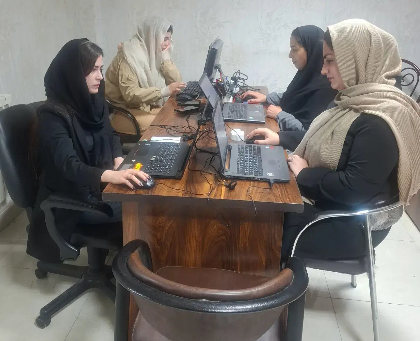 شرکت حسابداری وکاریابی راستین ترازهوشمند|خدمات مالی، حقوقی و اداری|رشت, بازار|دیوار