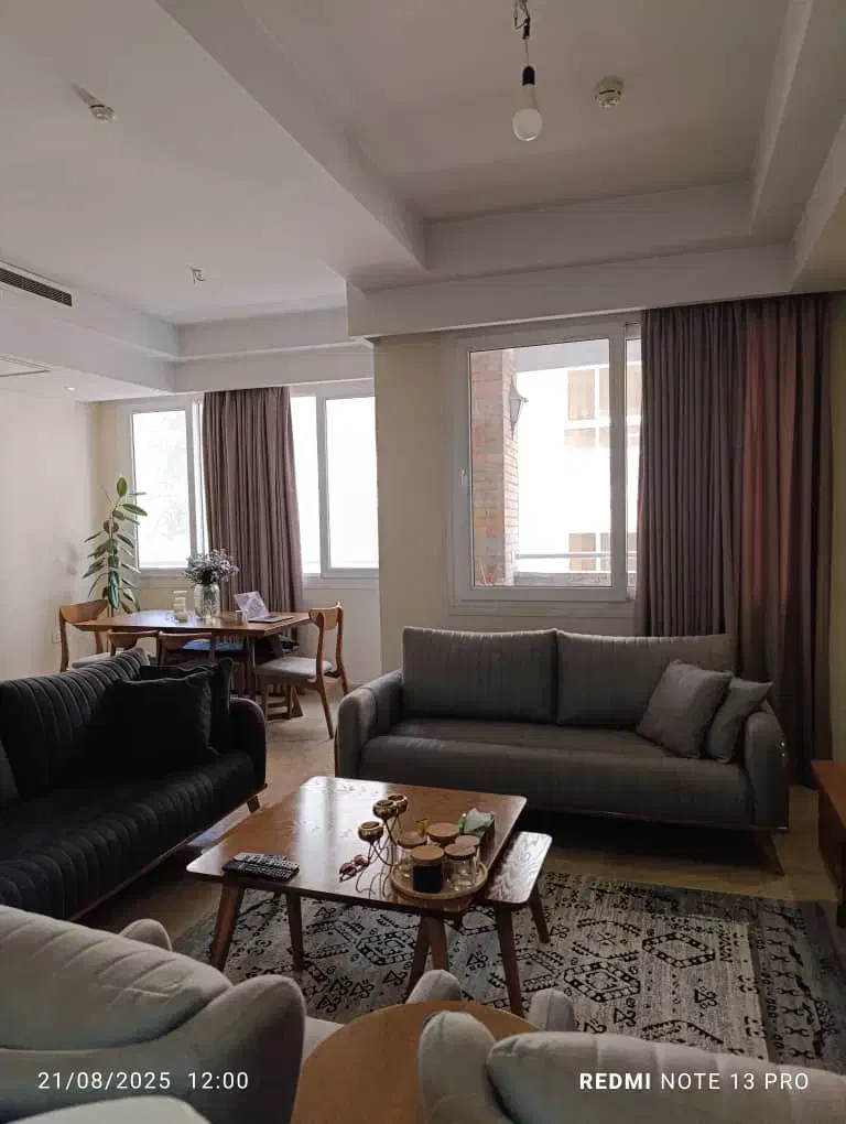 برج باغ۱۰۰ متر/دوخواب /تراس/خیابان اصلی ولنجک